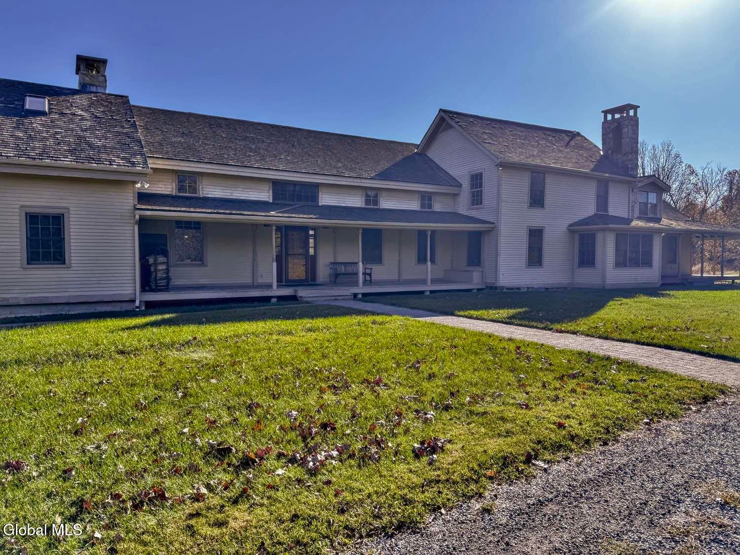118 Middle Road