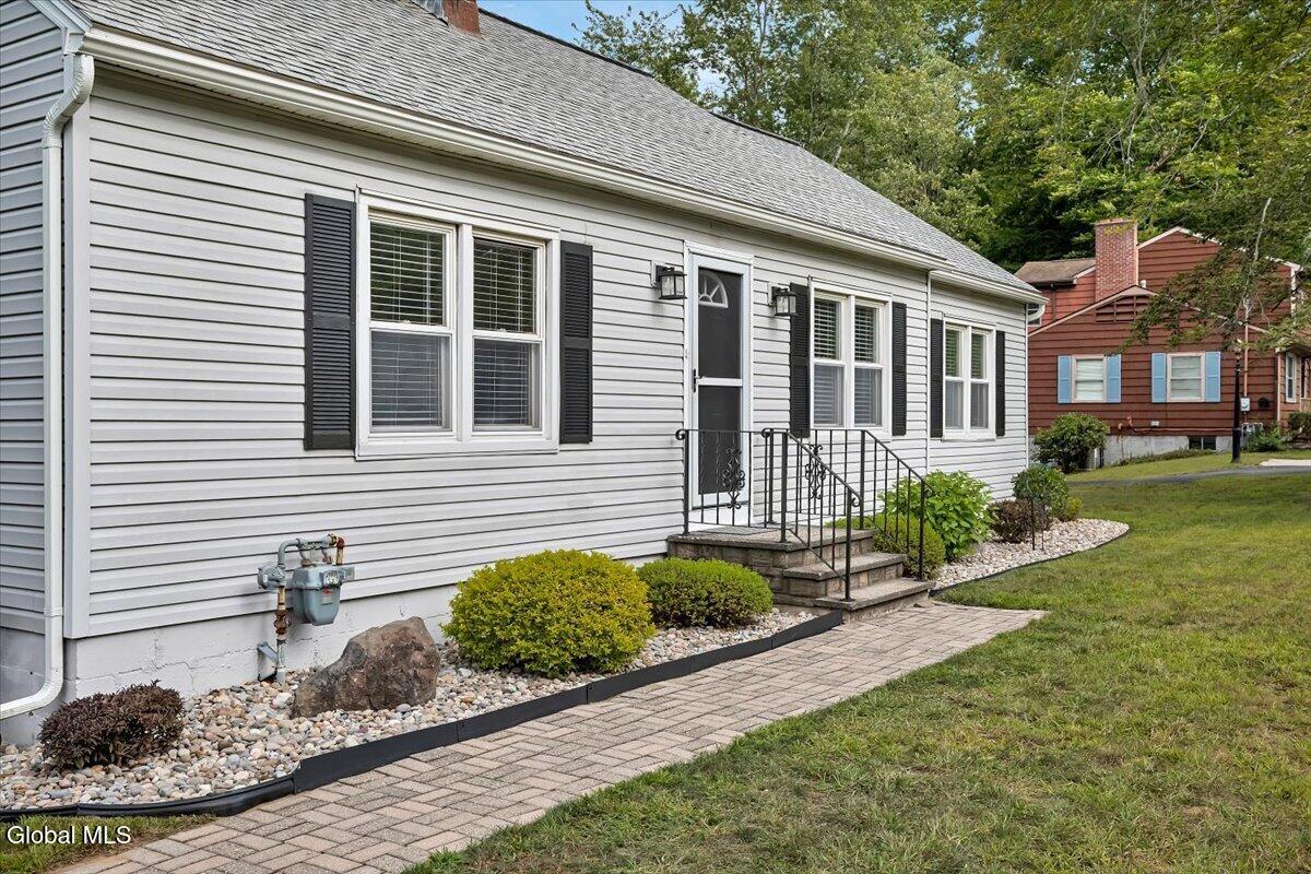 537 Sand Creek Road