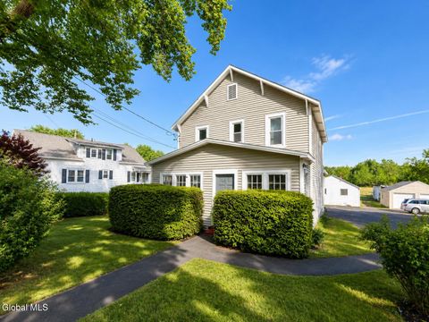 Multifamily For Rent - 92 Bridge Street #2<br/> Albany County, Selkirk, NY 12158