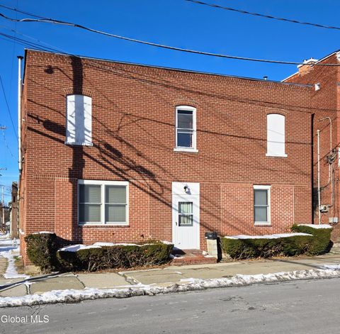 Homes For Sale - 61 Elm Street<br/> Hoosick Falls, NY 12090