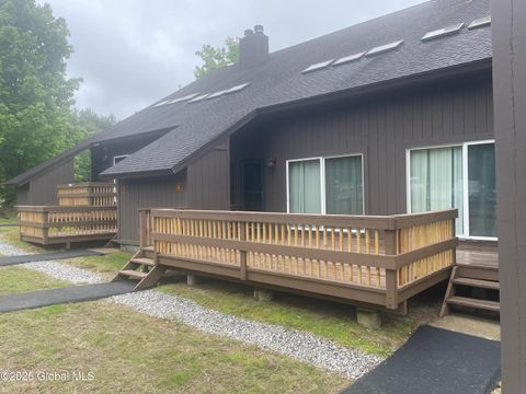 Condo For Sale - 11K Overlook Lane Ln<br/> Warren County, Chestertown, NY 12817