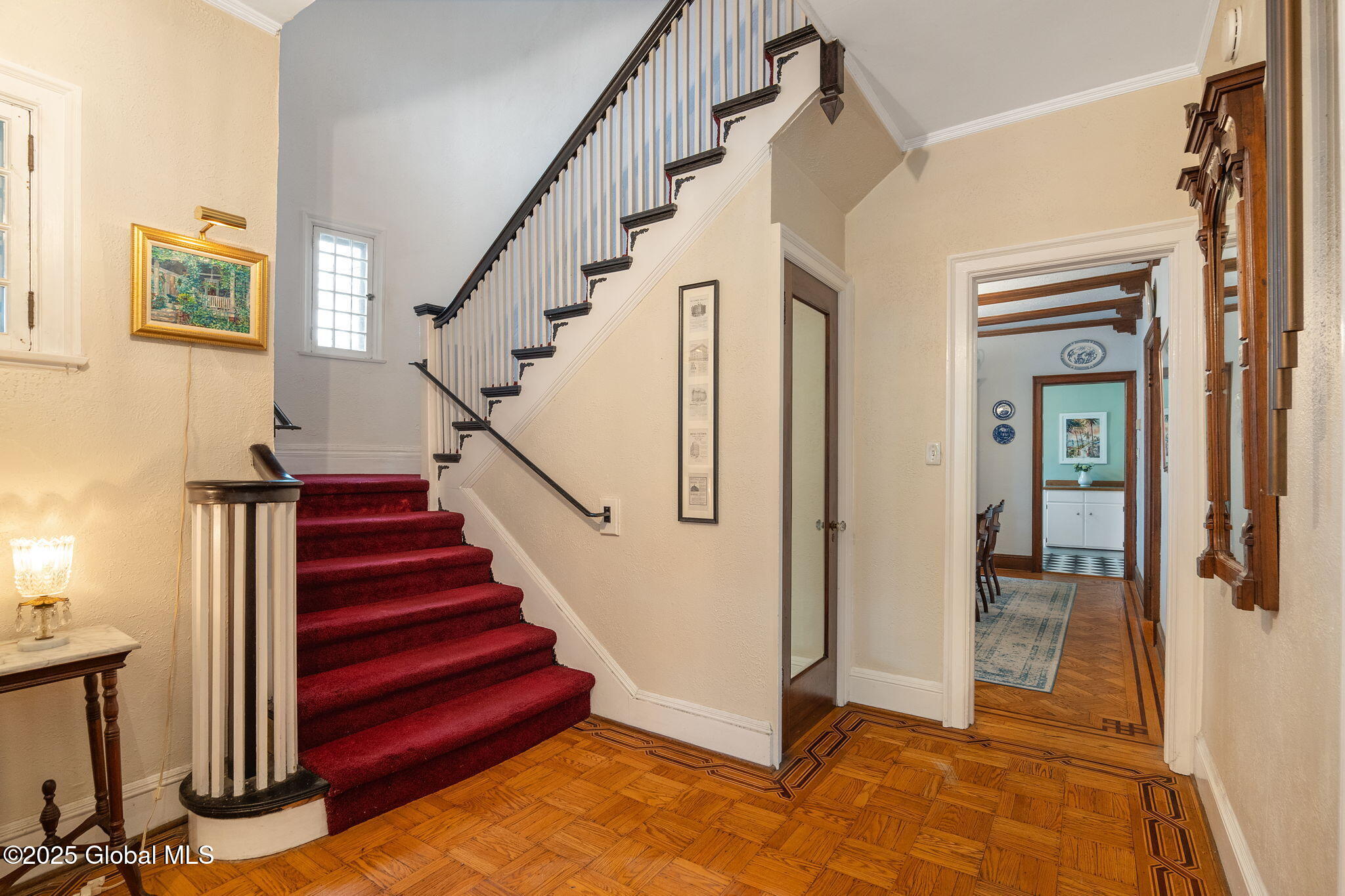 109 S Lake Avenue, Albany, New York image 6