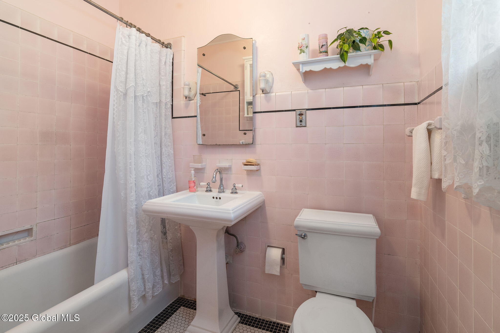 109 S Lake Avenue, Albany, New York image 27