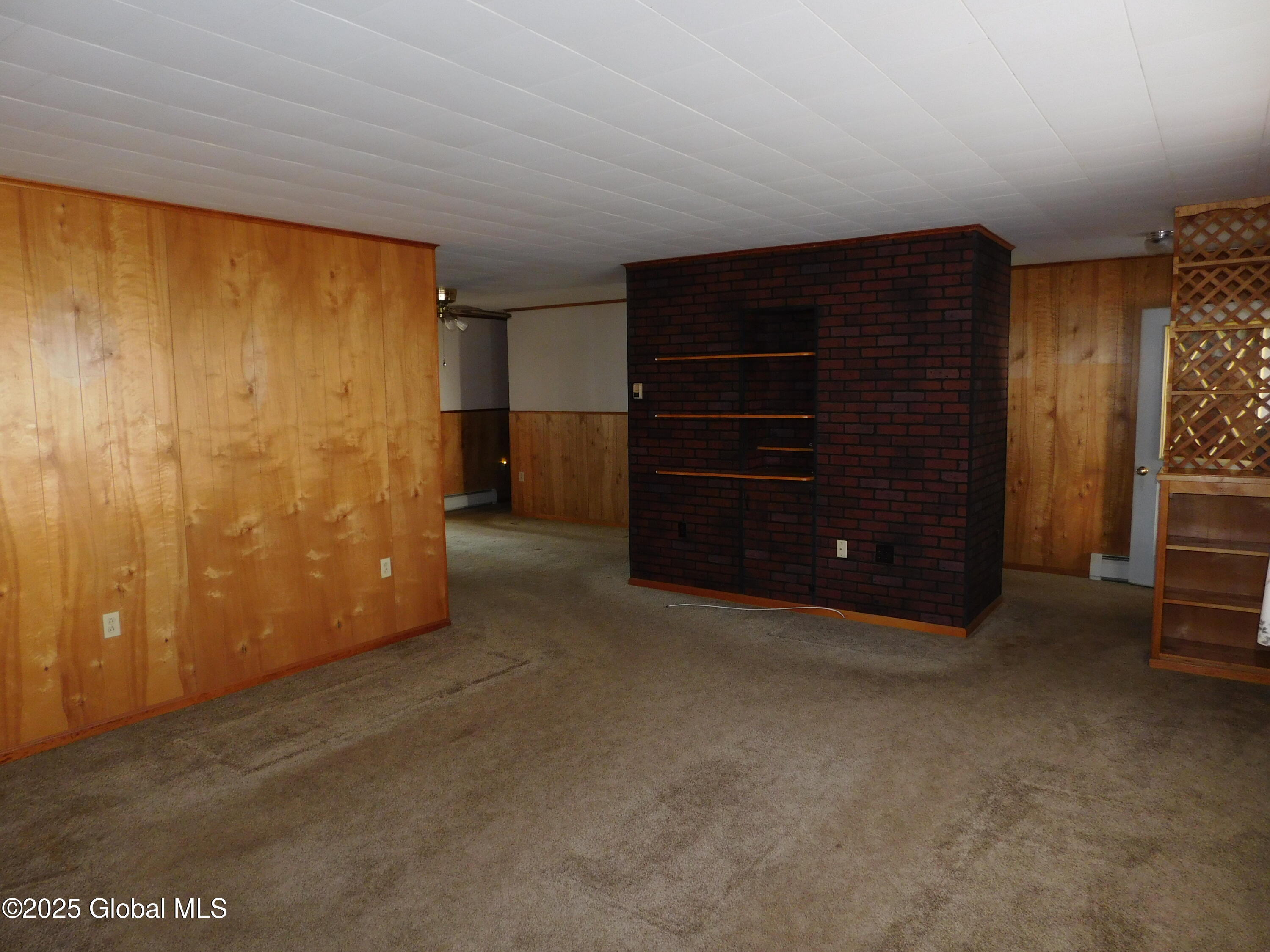 6 Riverview Street, South Glens Falls, New York image 21