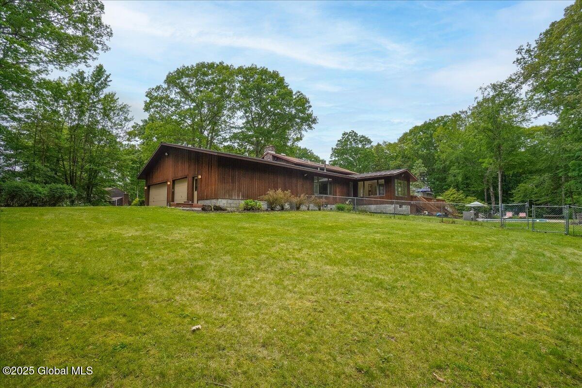 29 Via Maria Drive, Glenville, New York image 8