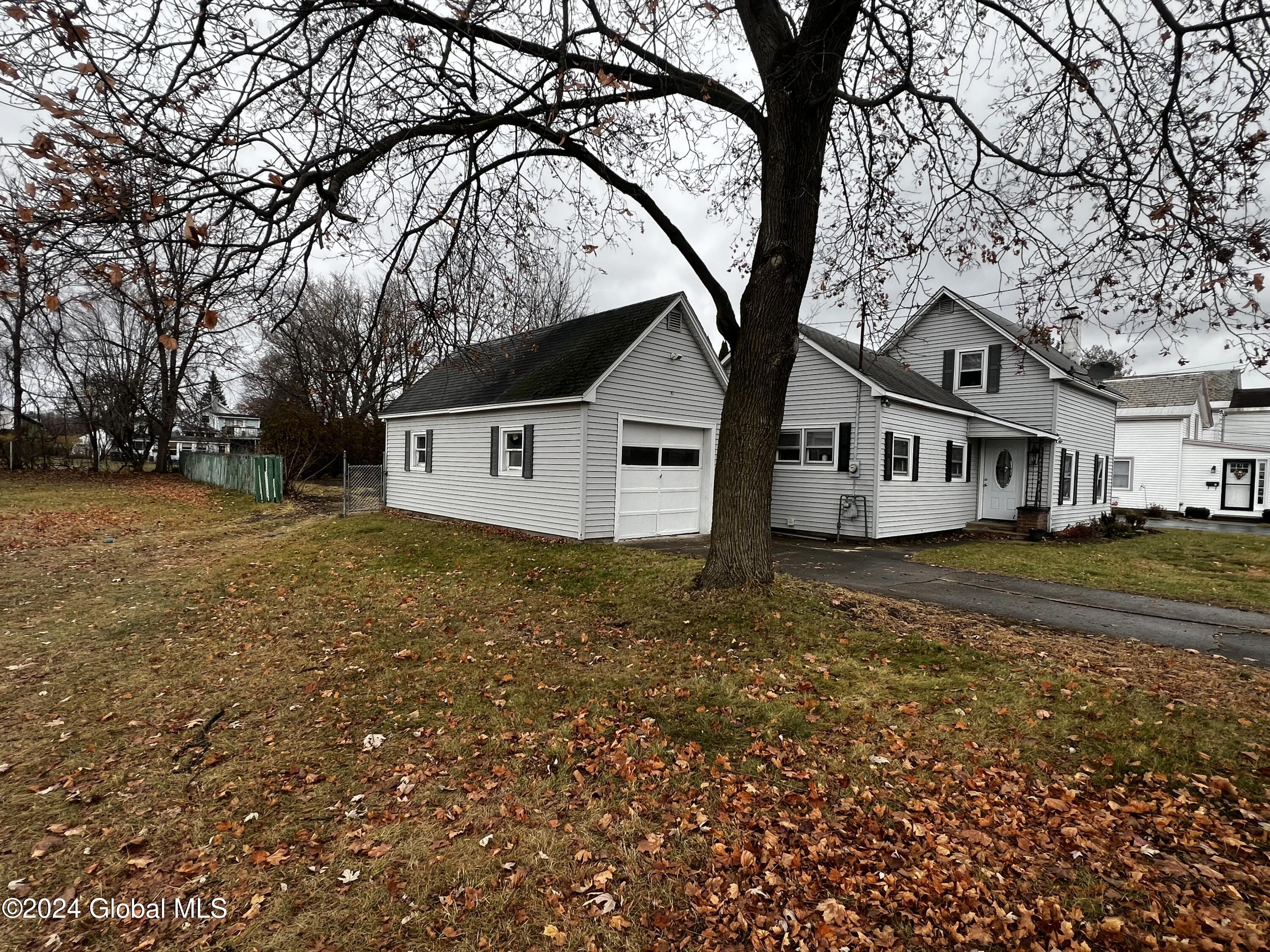 24 Laclaire Street, Hudson Falls, New York image 34