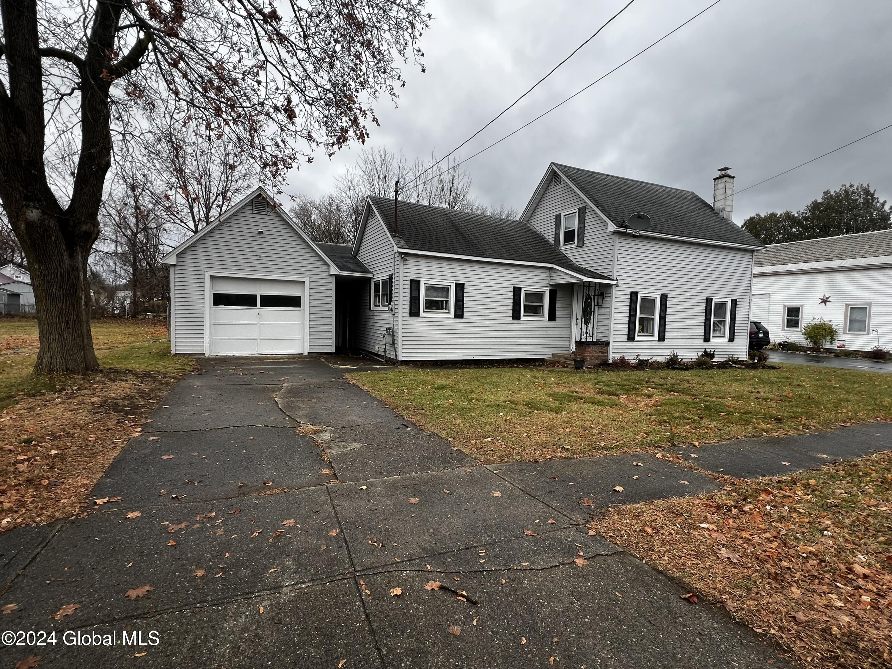 24 Laclaire Street, Hudson Falls, New York image 33