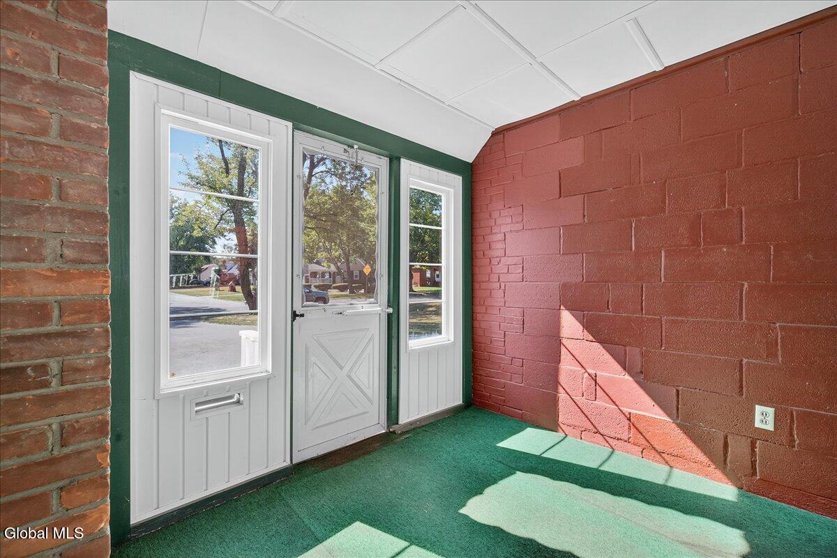 Rotterdam, New York 12306, United States, 4 Bedrooms Bedrooms, ,2 BathroomsBathrooms,Residential,Active,216130