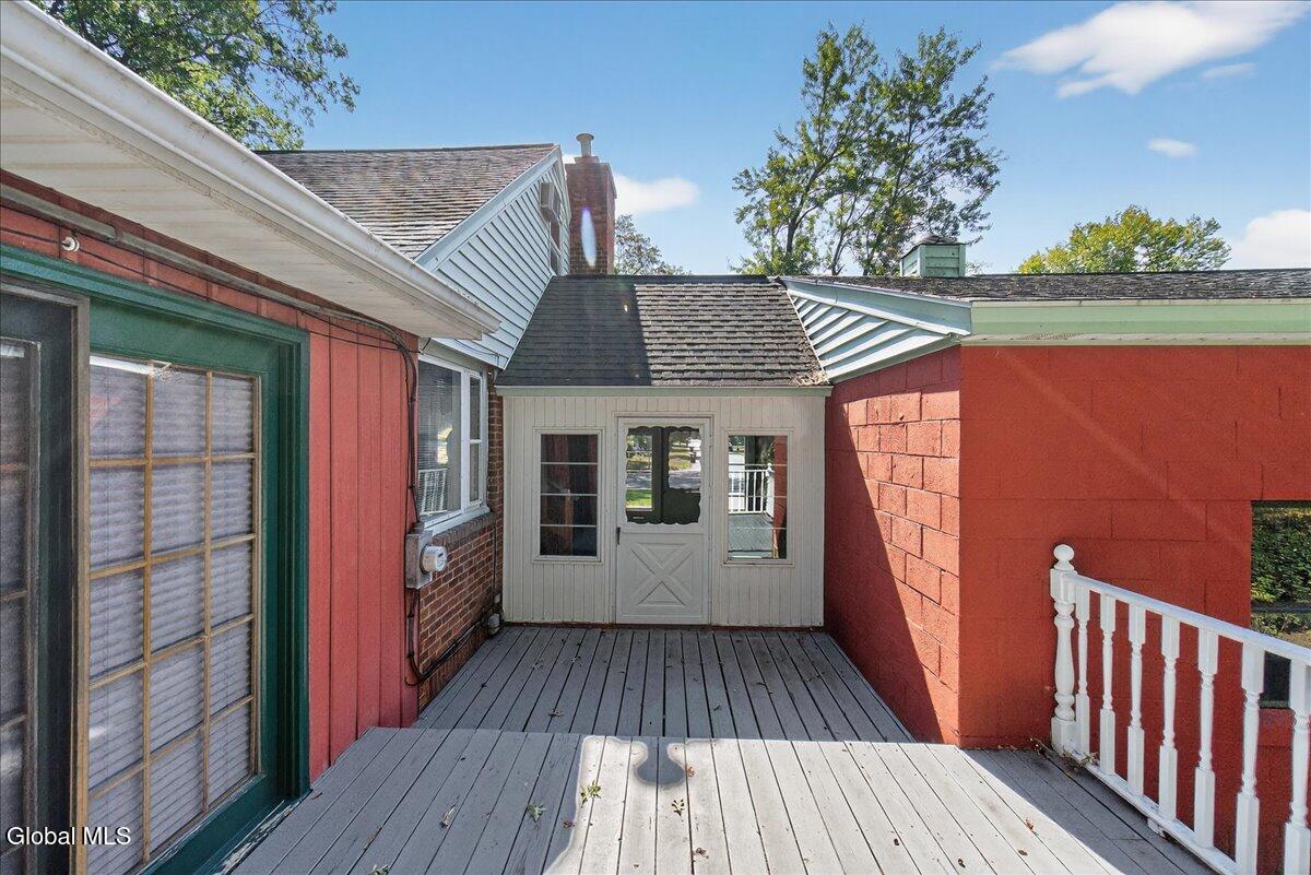 Rotterdam, New York 12306, United States, 4 Bedrooms Bedrooms, ,2 BathroomsBathrooms,Residential,Active,216130