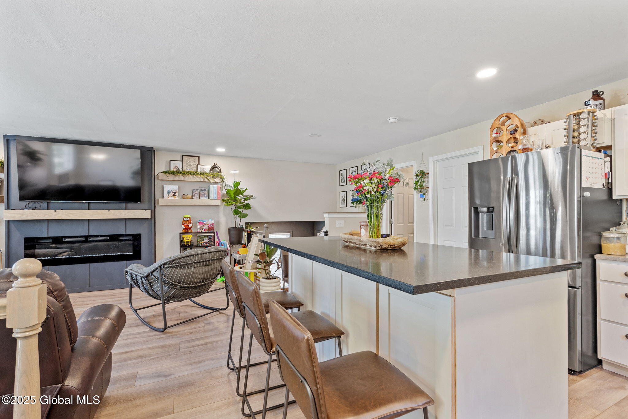 562 3rd Avenue, Troy, New York image 6
