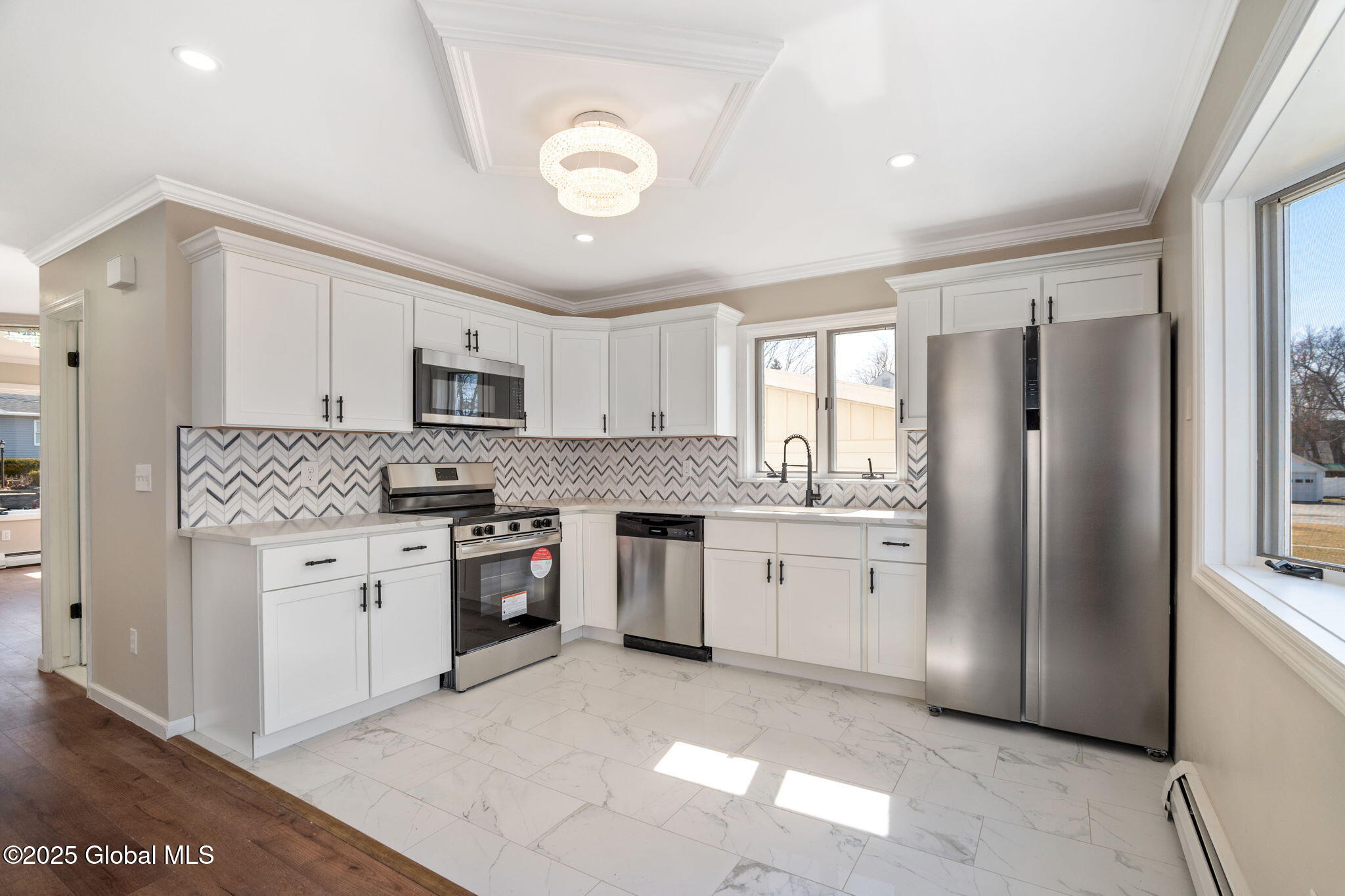 2546 1st Avenue, Schenectady, New York image 9