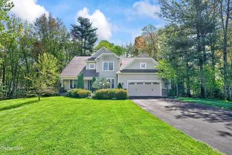 Photo of 12 Carrington Court, Clifton Park, NY 12065 (MLS # 202617083)