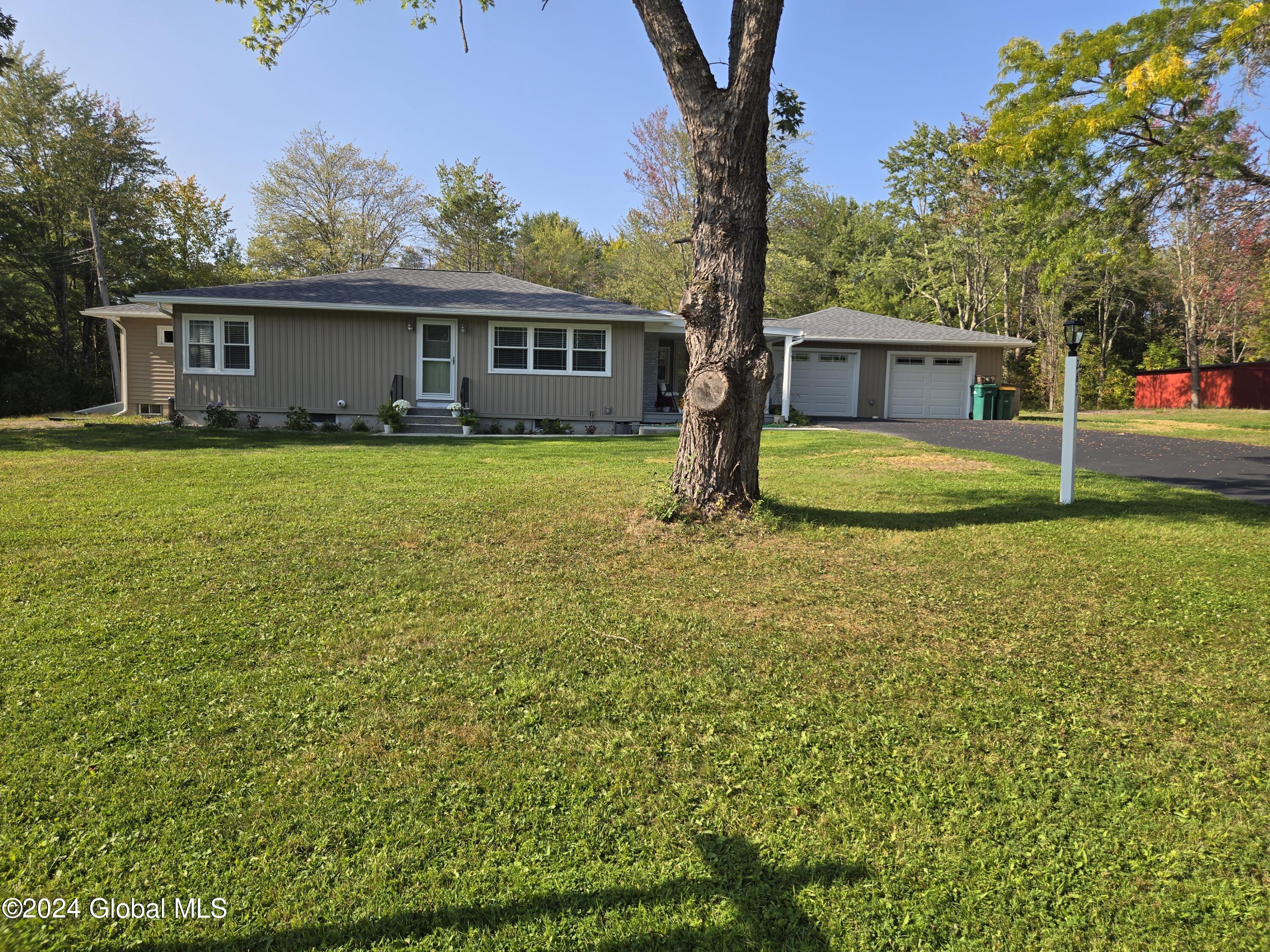 263 N Schodack Road, East Greenbush, New York image 1