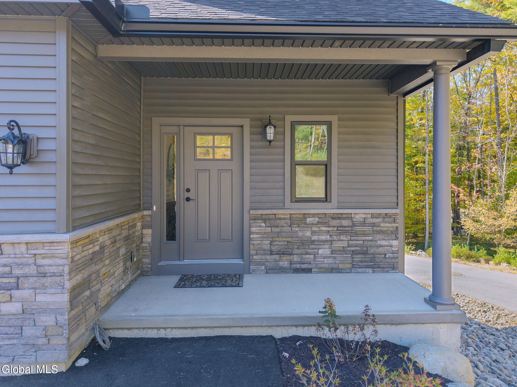 24 Hill Crest Lane UNIT 7