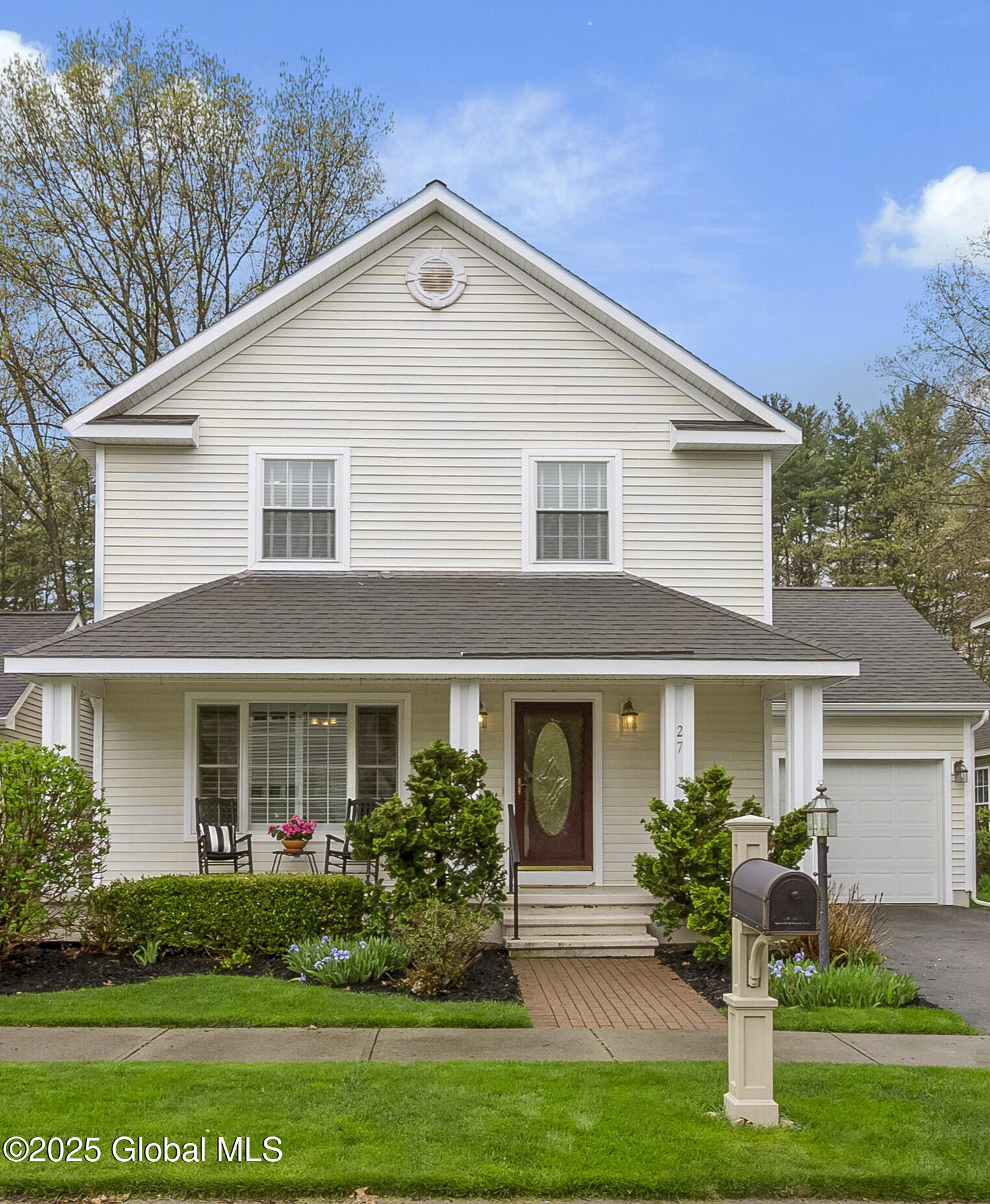 27 Thoroughbred Drive, Saratoga Springs, New York image 3