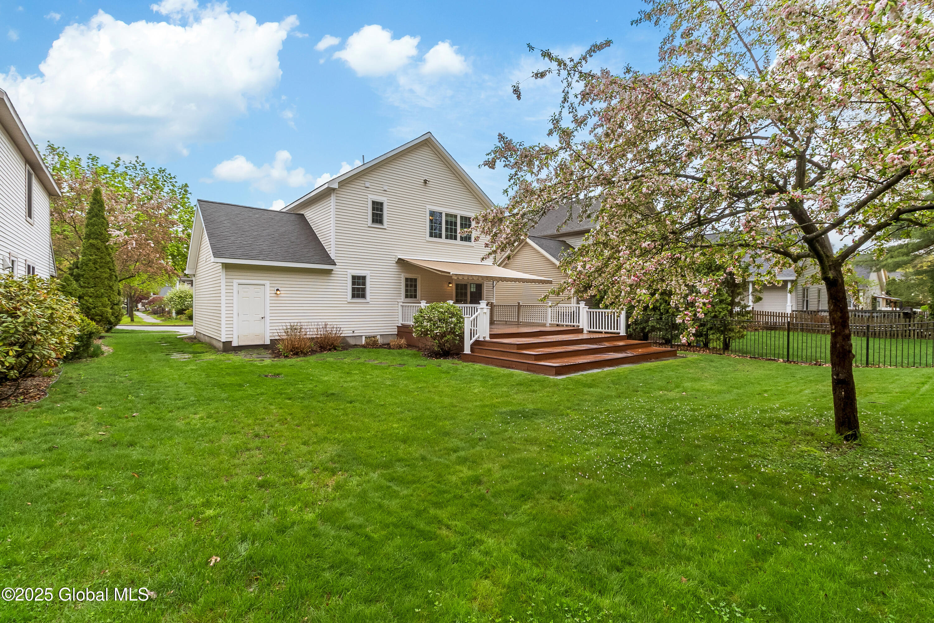 27 Thoroughbred Drive, Saratoga Springs, New York image 22