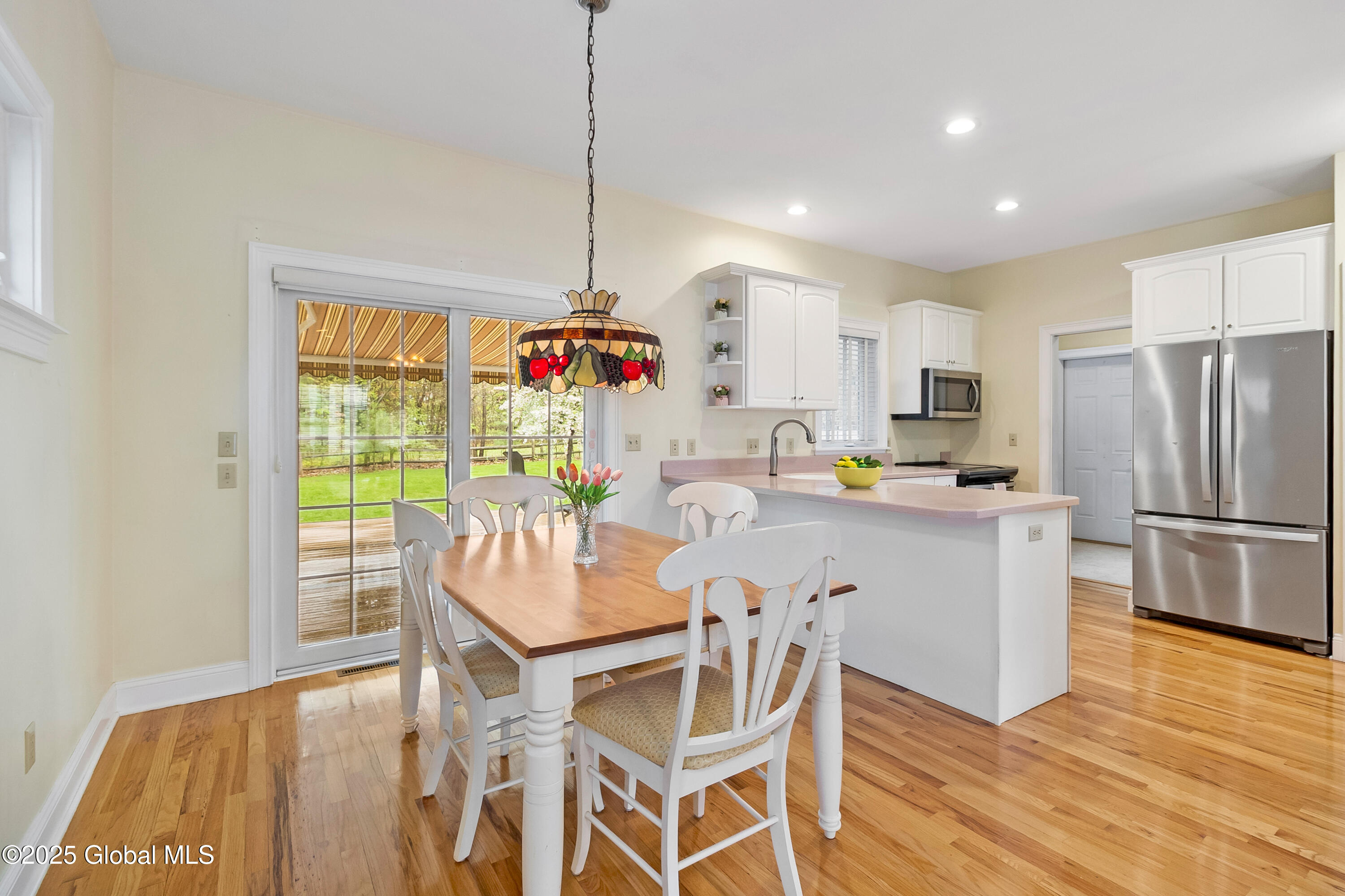 27 Thoroughbred Drive, Saratoga Springs, New York image 9