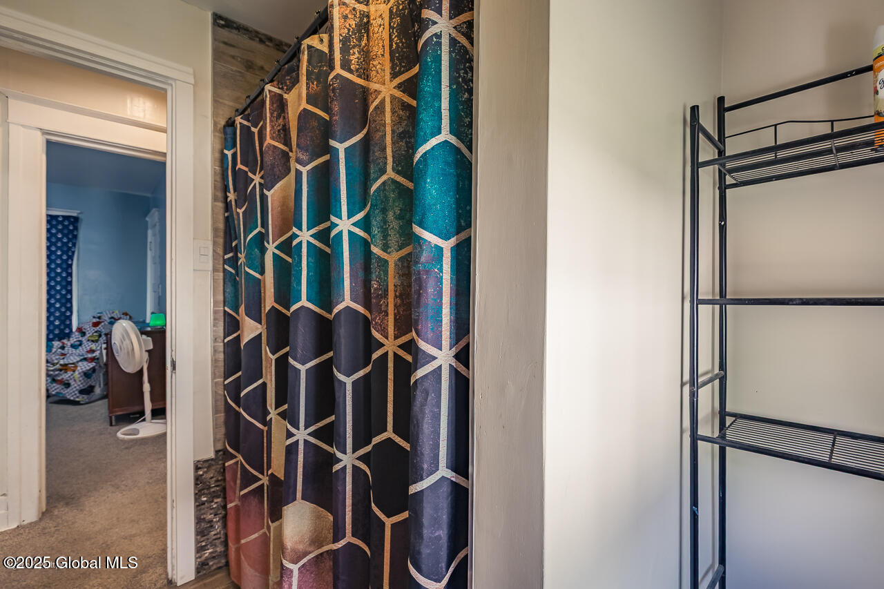 53 Hibbard Street, Amsterdam, New York image 35