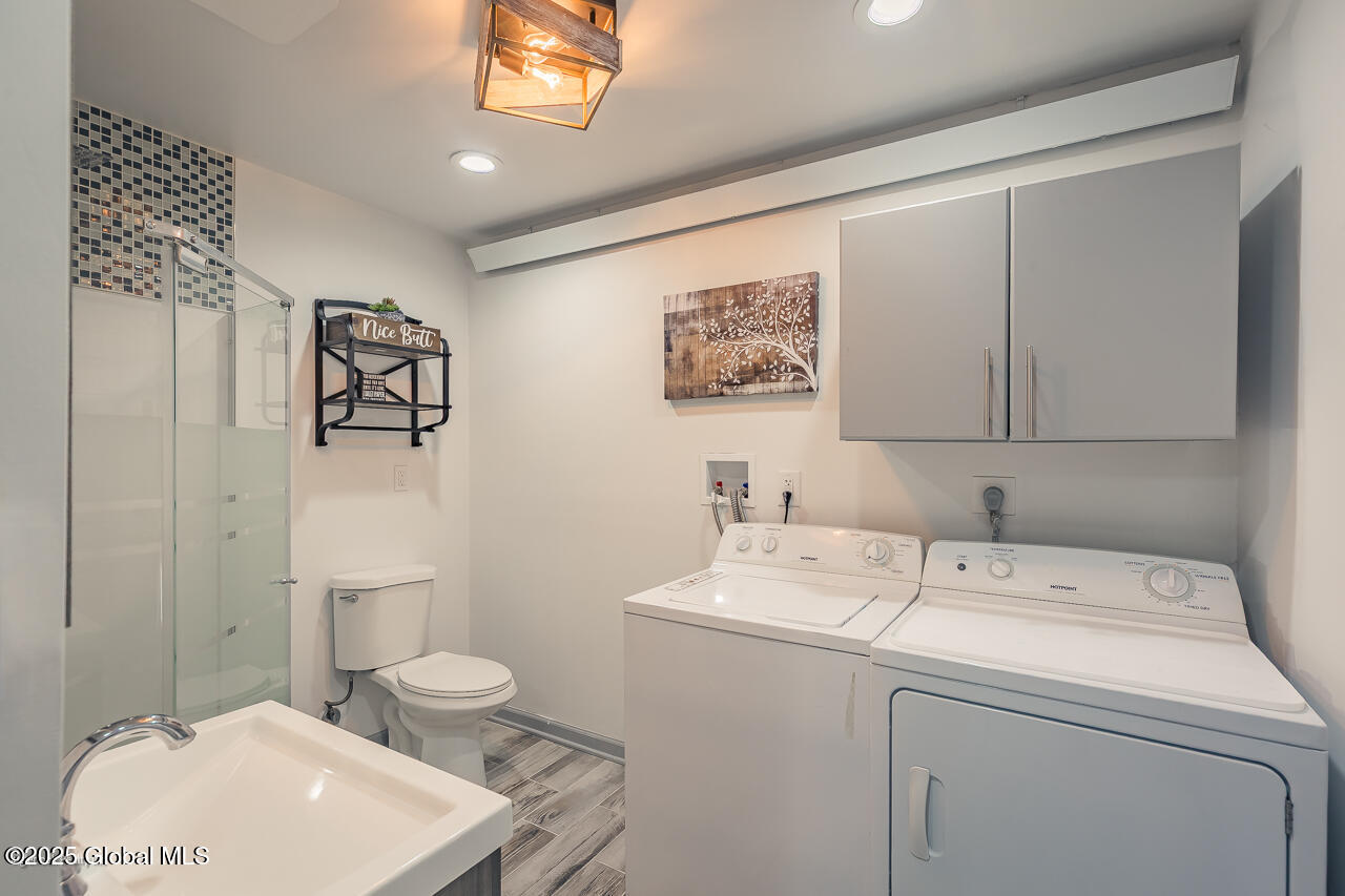 53 Hibbard Street, Amsterdam, New York image 24