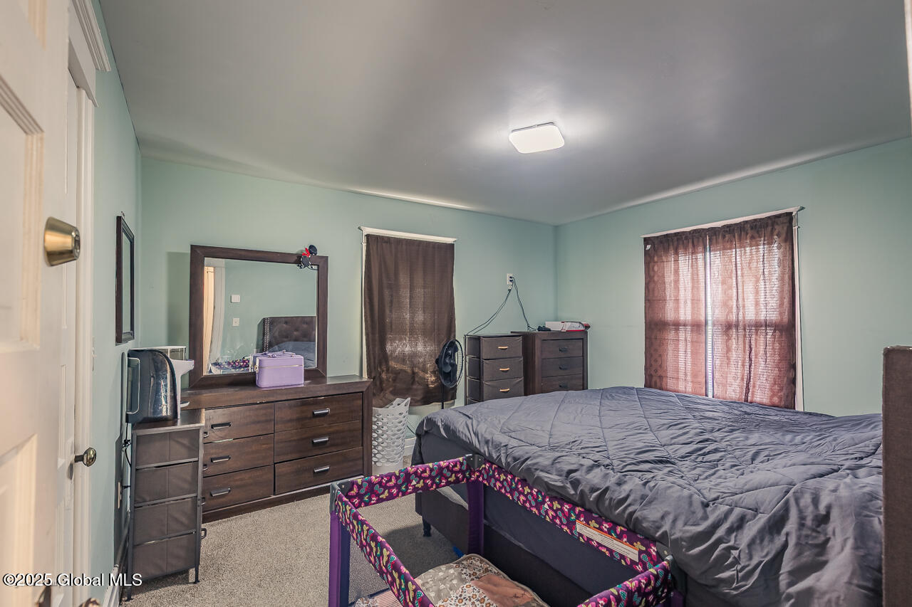 53 Hibbard Street, Amsterdam, New York image 30