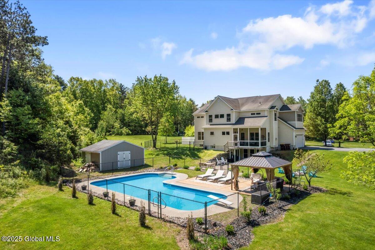 8 Garnet Mine Court, Gansevoort, New York image 4