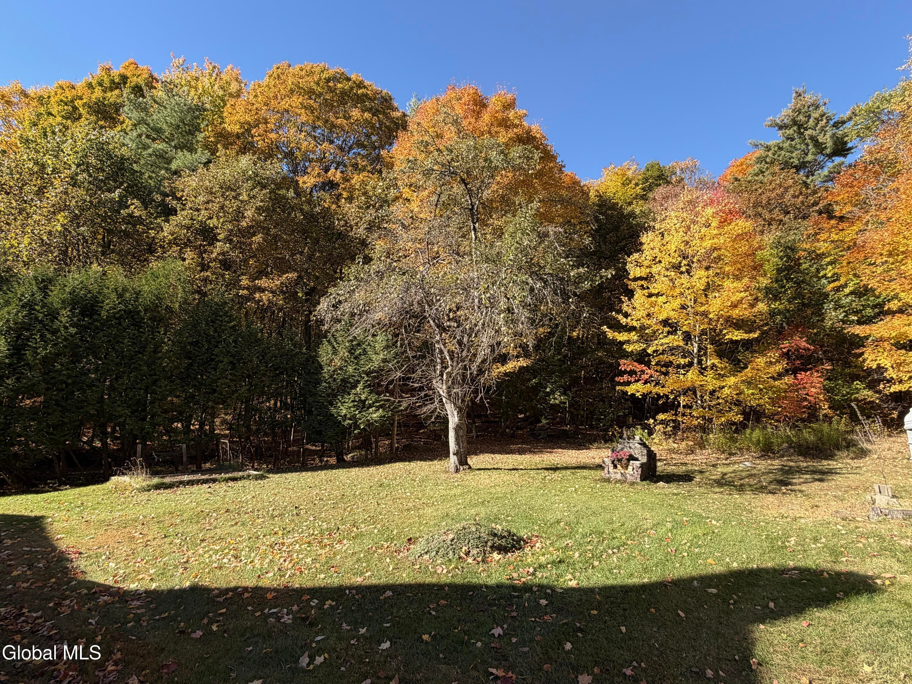 55 Bartlett Pond Road