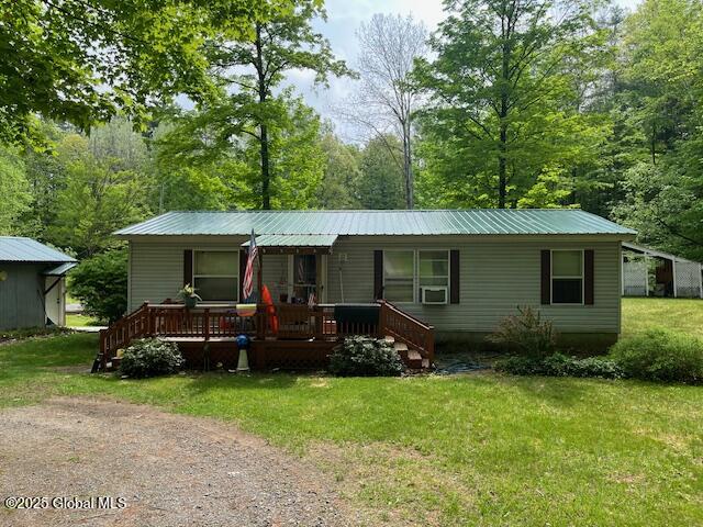 77 Stark Road, Corinth, New York image 1