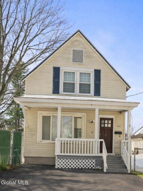 Photo of 1064 Hegeman Street, Schenectady, NY 12306 (MLS # 202612790)