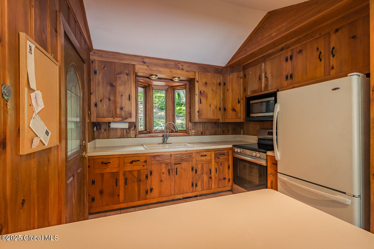 241 Kunkel Road, Mayfield, New York image 24