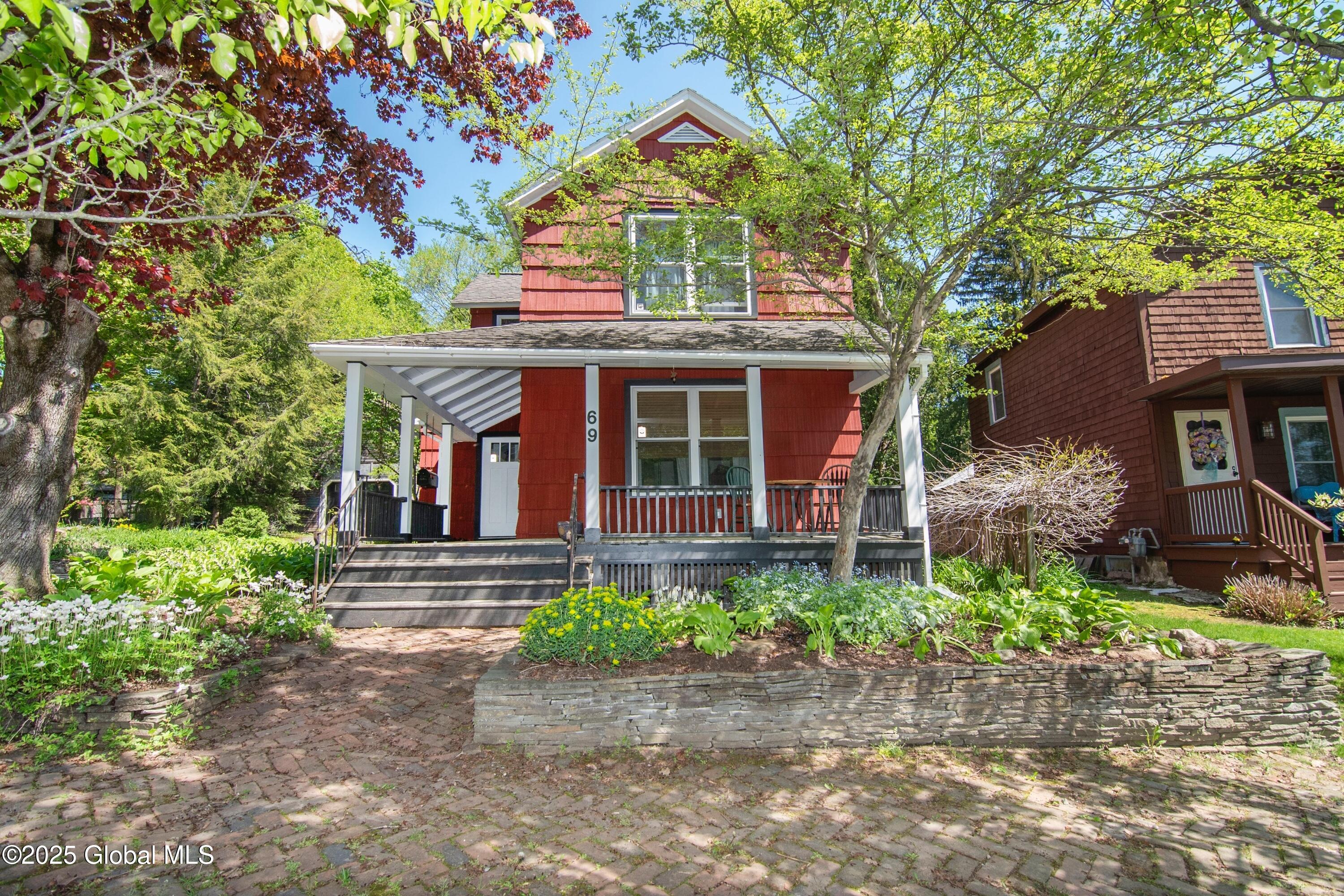 69 Second Street, Saratoga Springs, New York image 1