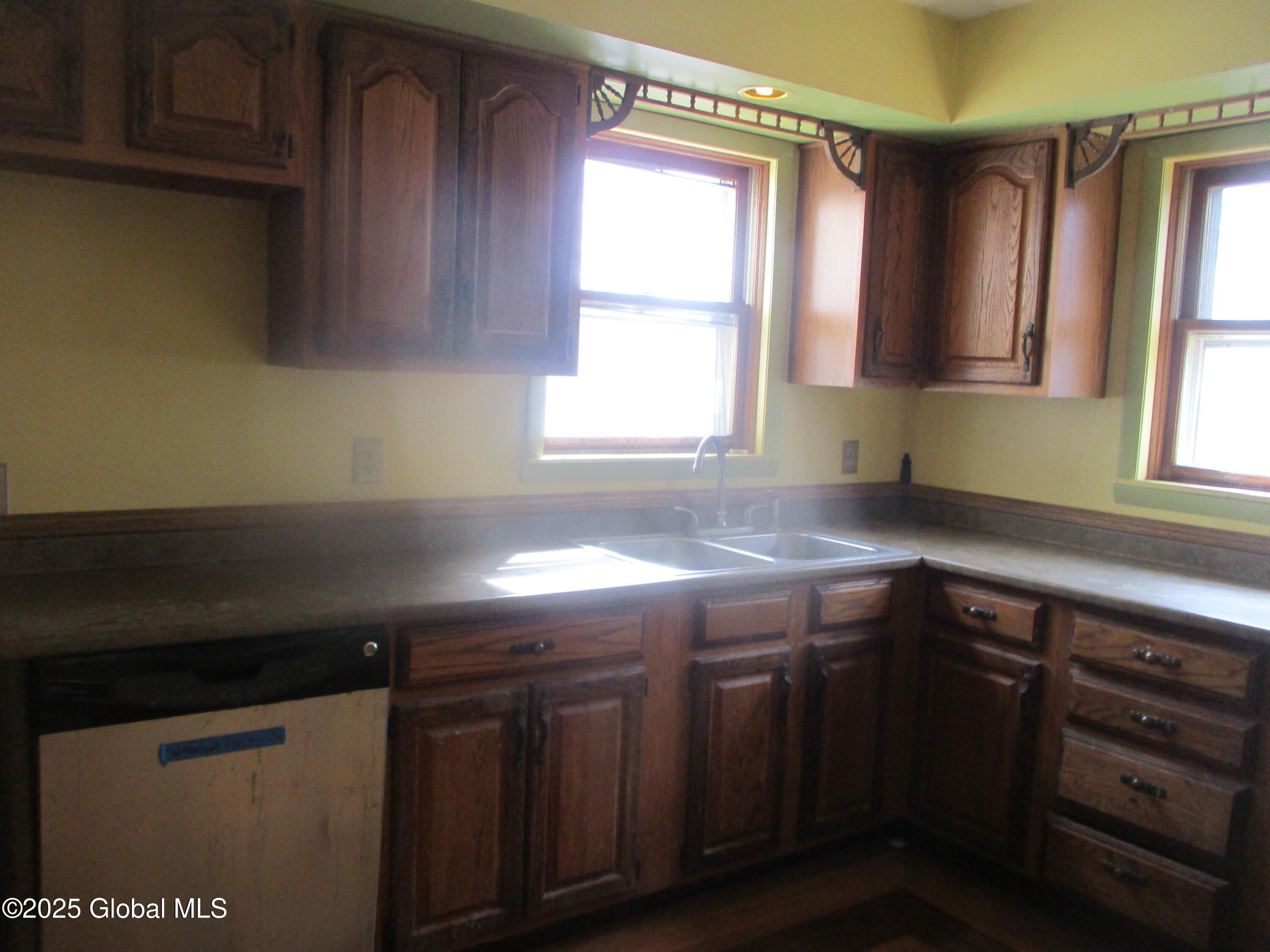 413 Manning Boulevard, Albany, New York image 17