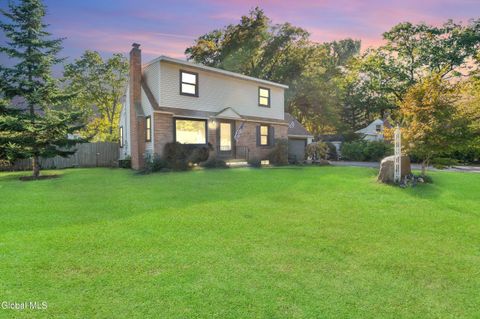 Photo of 140 Willow Lane, Glenville, NY 12302 (MLS # 202528238) Photo of 140 Willow Lane, Glenville, NY 12302 (MLS # 202528238)