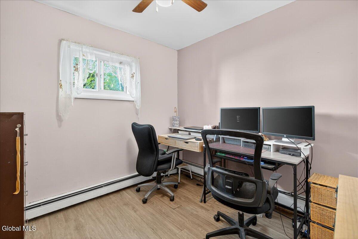 Menands, New York 12204, United States, 2 Bedrooms Bedrooms, ,1 BathroomBathrooms,Residential,Active,220568