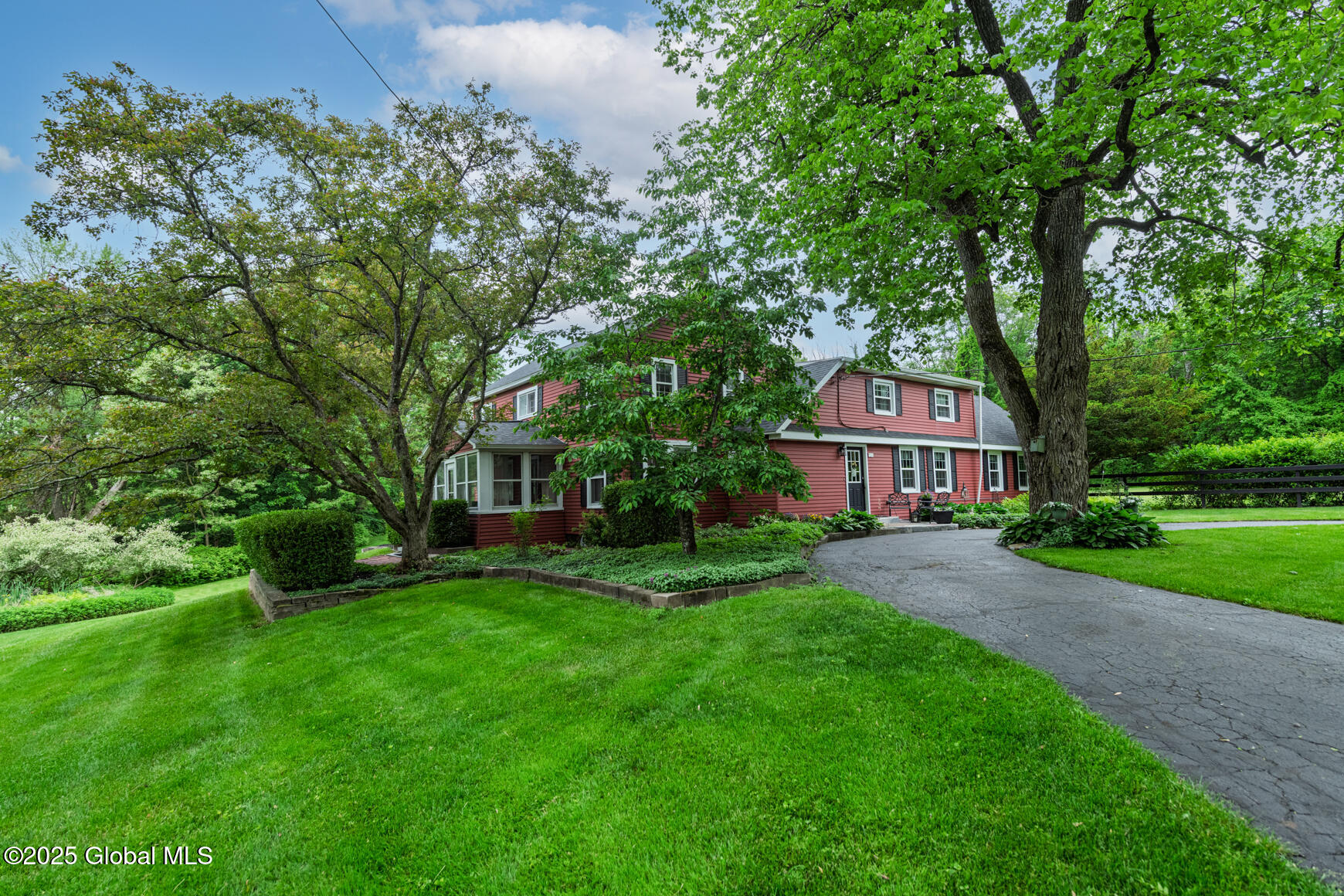 31 Spring Road, Glenville, New York image 1