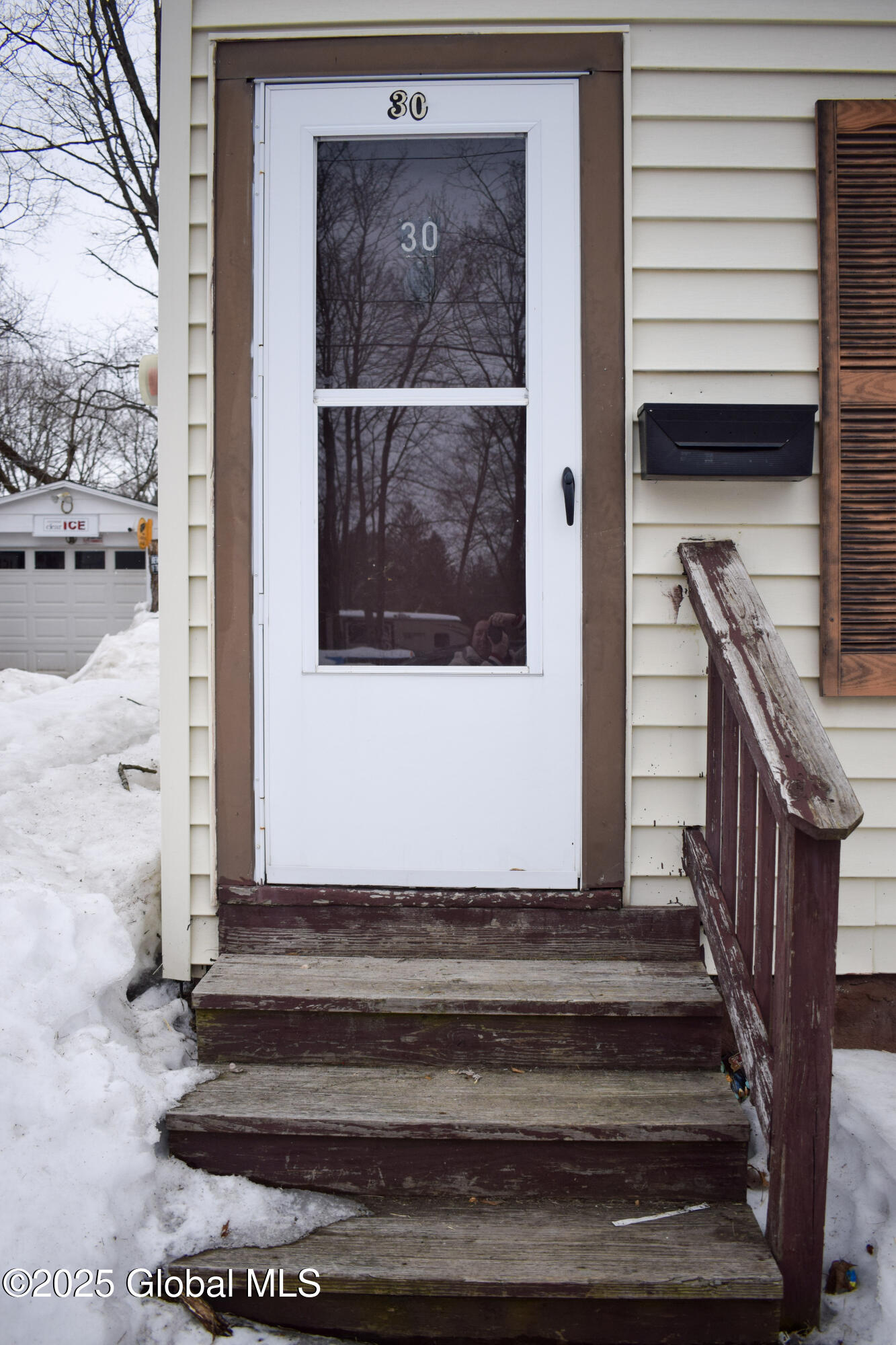 30 Wells Street, Gloversville, New York image 20