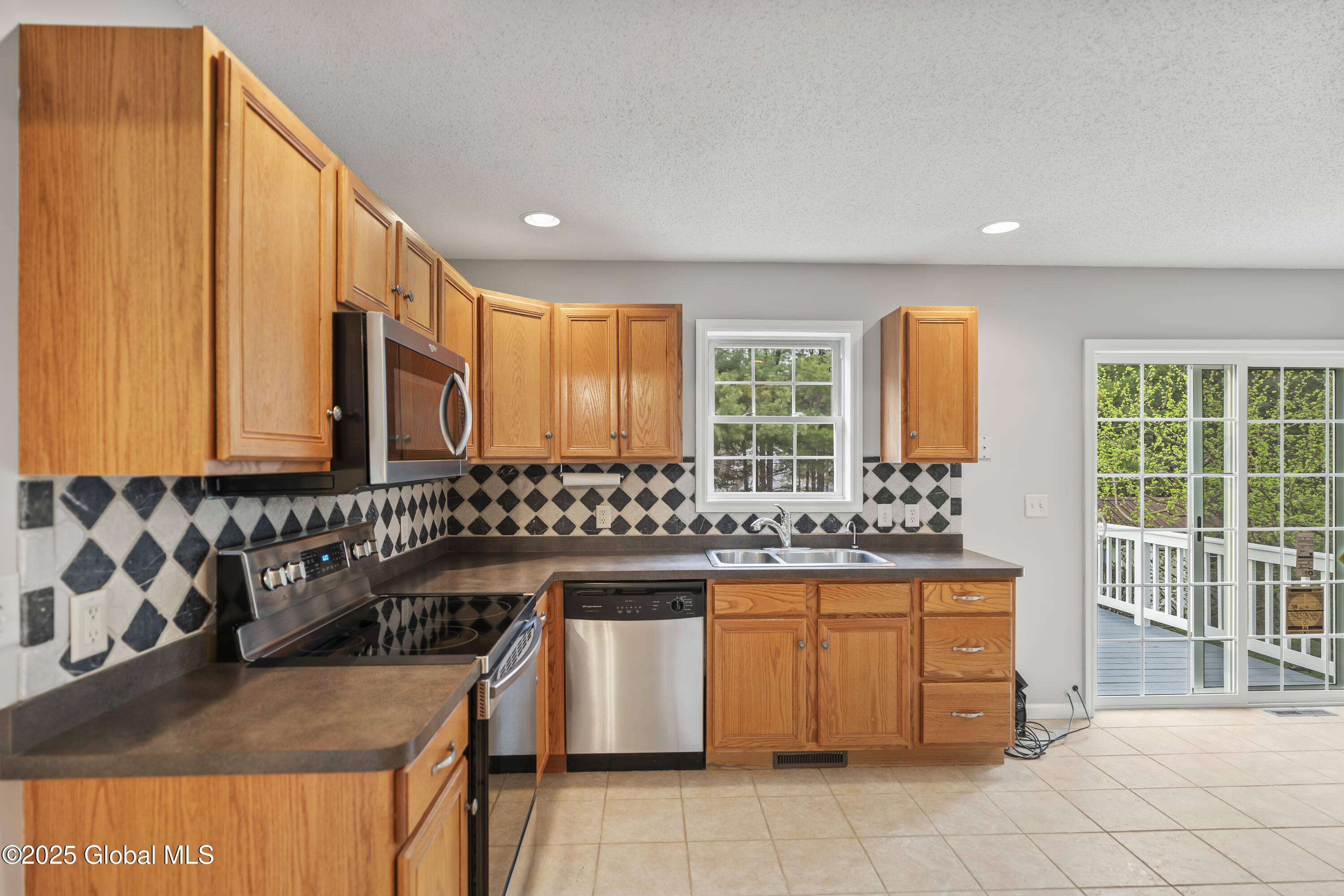 52 Burnt Hills Drive, Queensbury, New York image 11