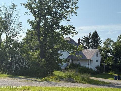 1096 Wicker Street Ticonderoga NY 12883