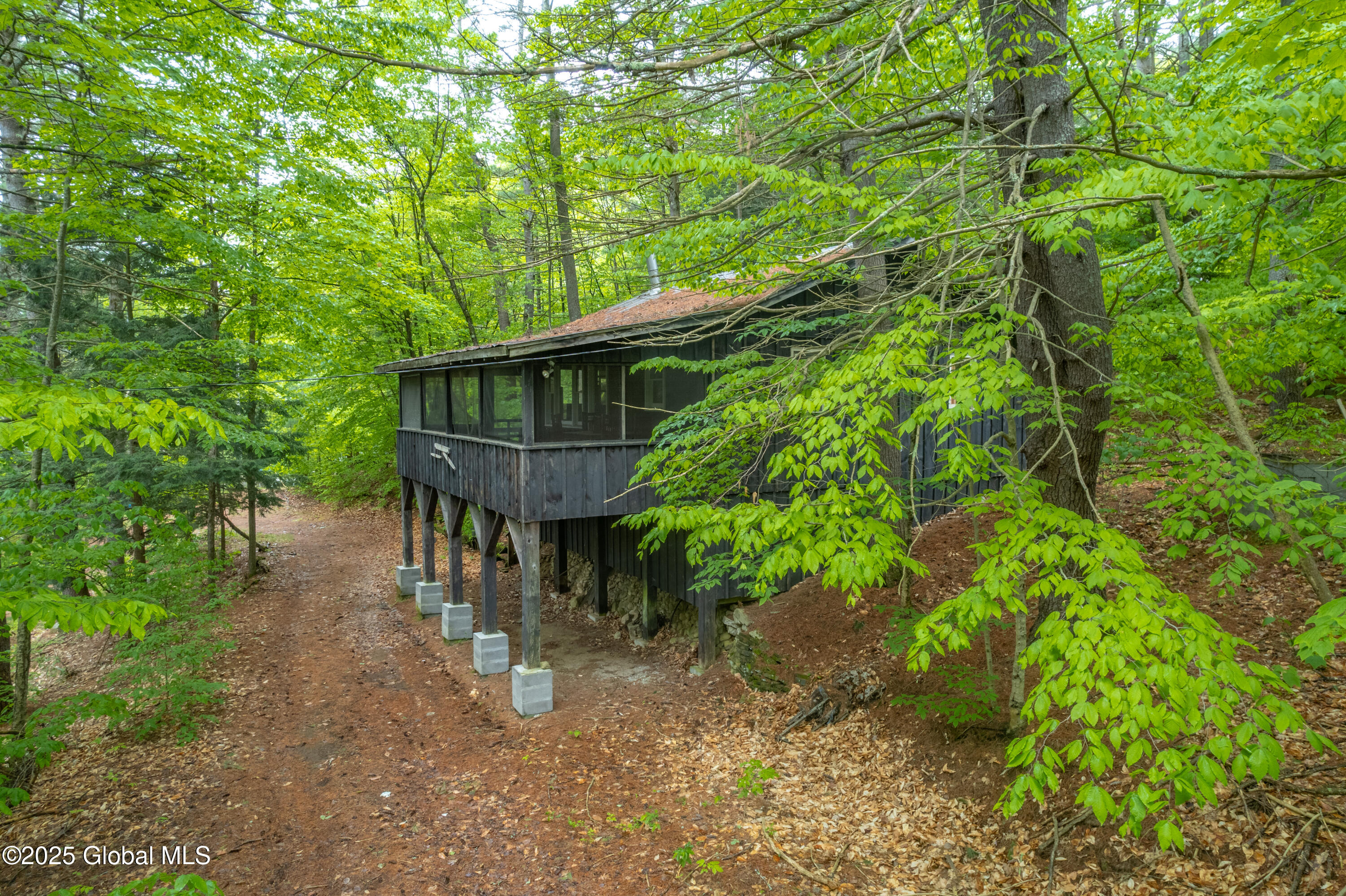 8 Crescent Drive, Hadley, New York image 1