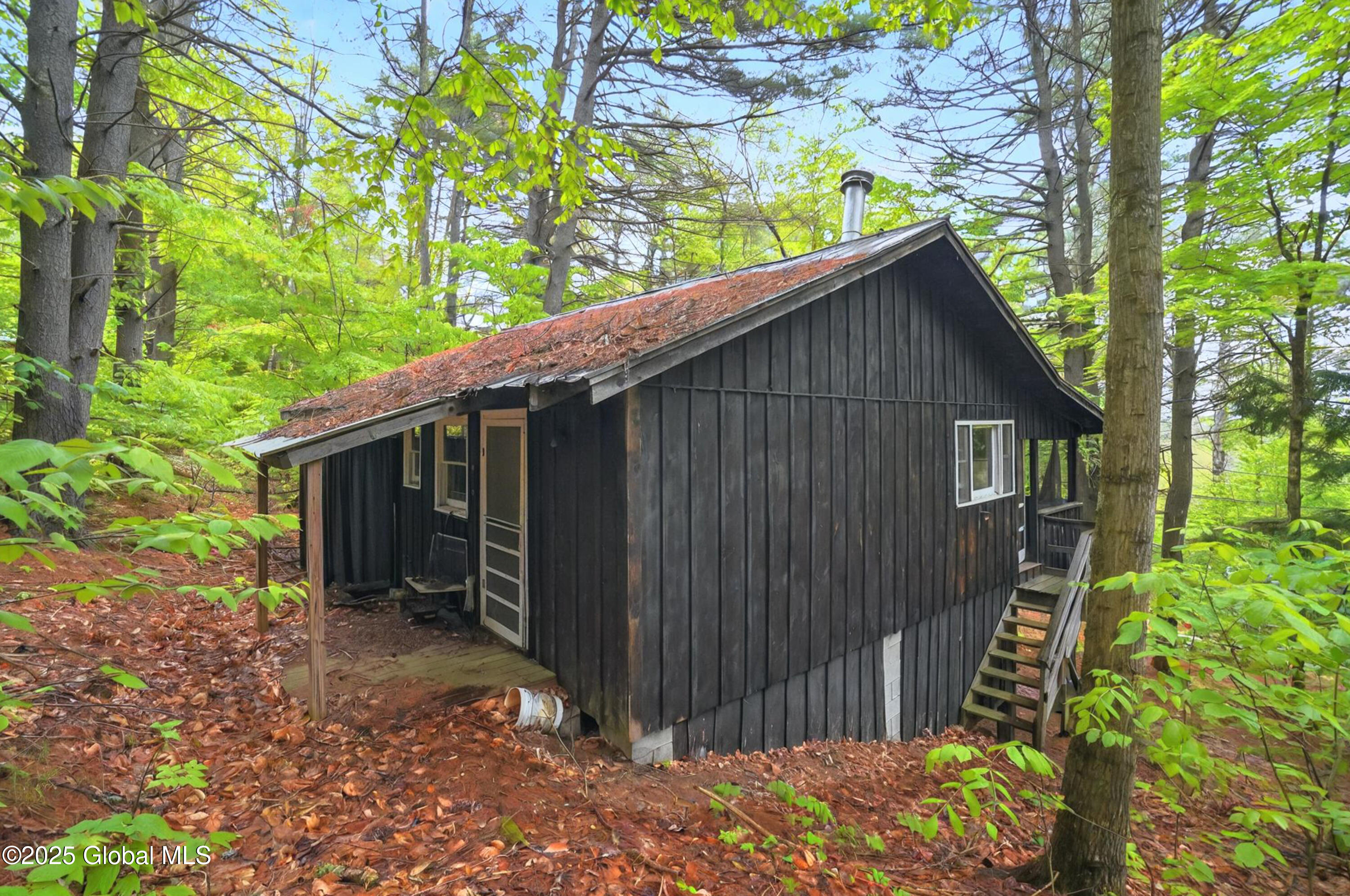 8 Crescent Drive, Hadley, New York image 32