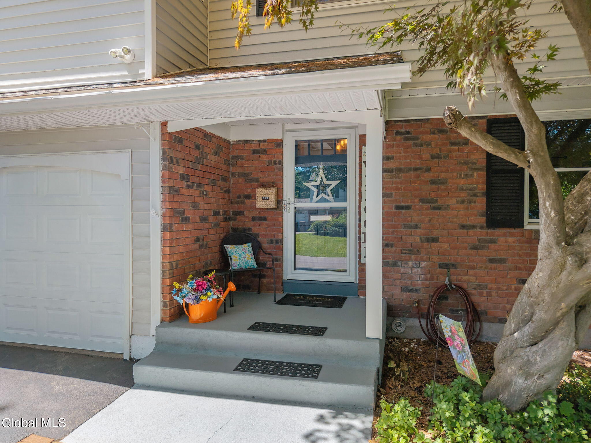95 Meadowland Street