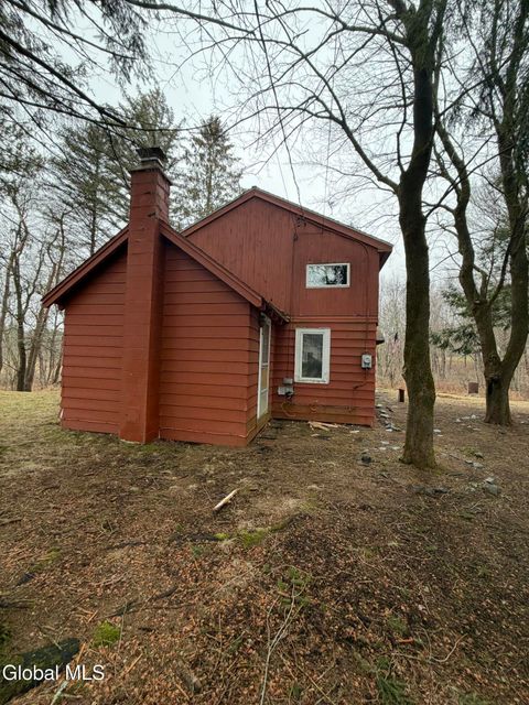 Homes For Sale - 2704 Ny-2<br/> Rensselaer County, Cropseyville, NY 12052