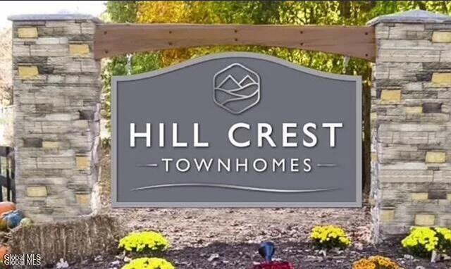 24 Hill Crest Lane UNIT 6