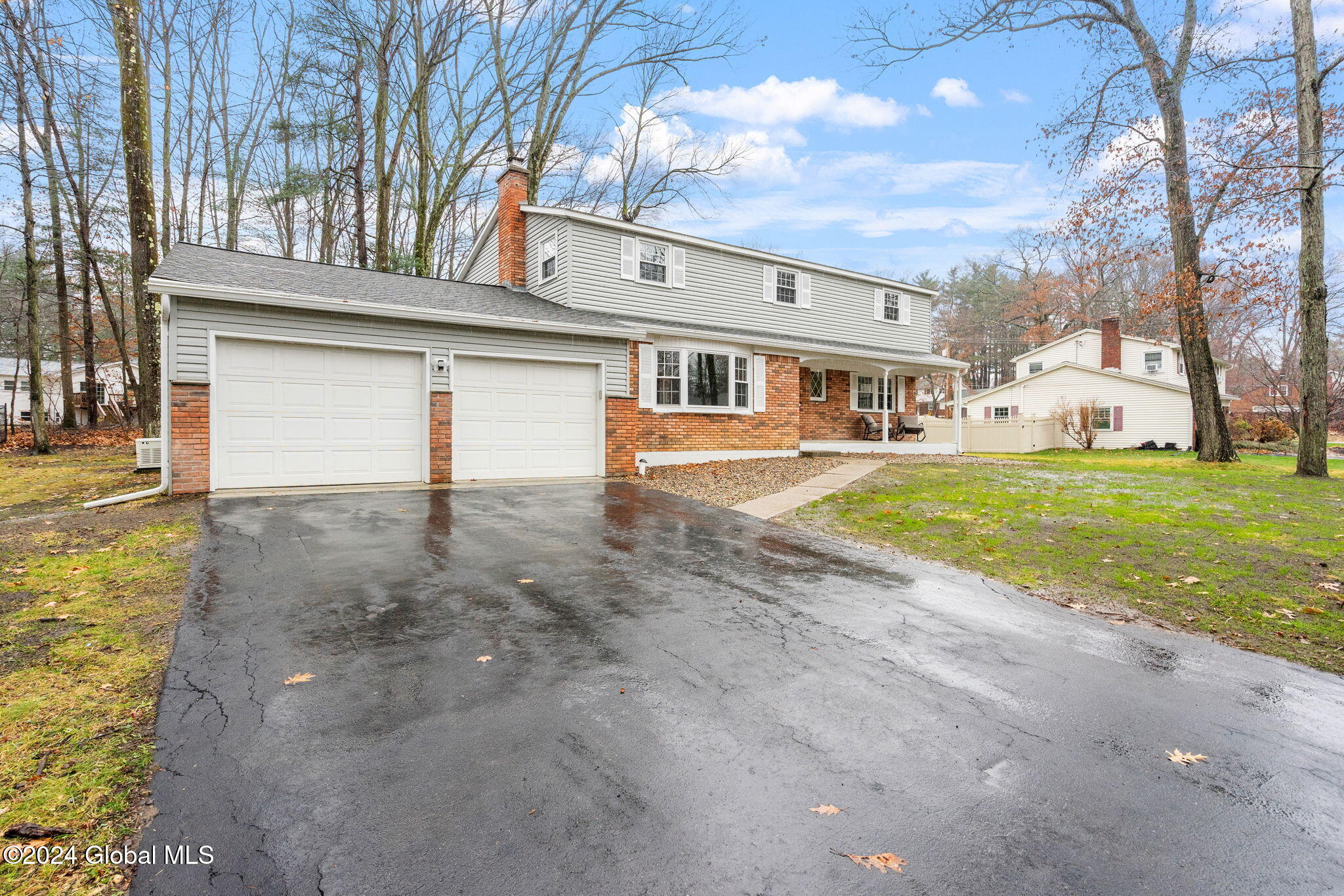 34 Beechwood Drive, Clifton Park, New York image 2