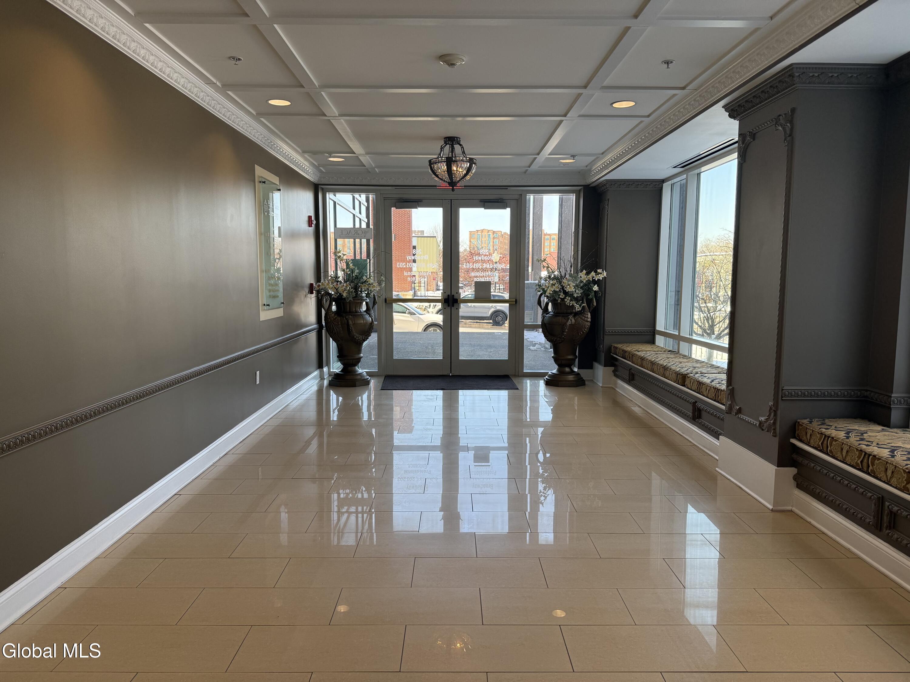 268 Broadway 104