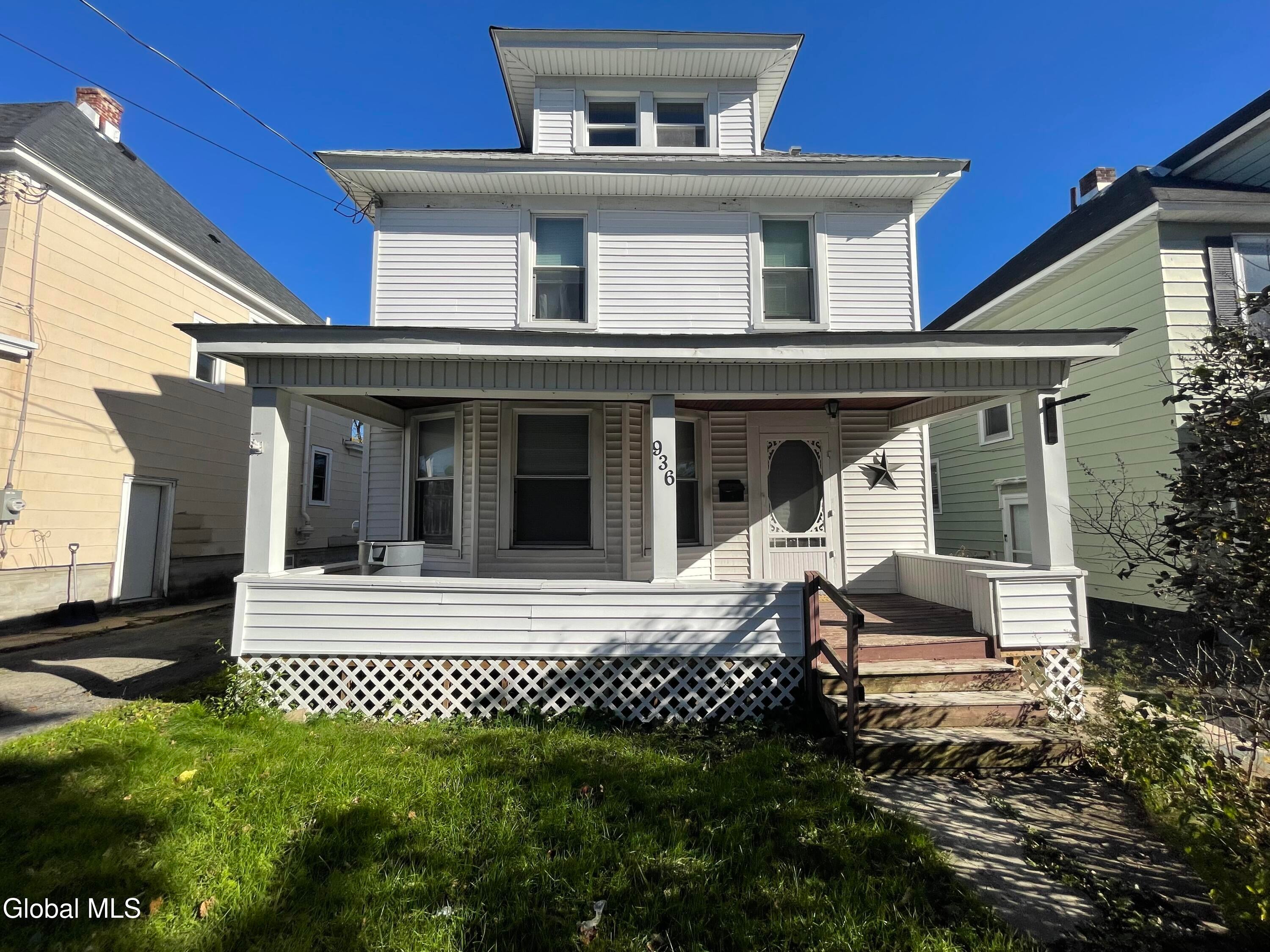 936 Livingston Avenue