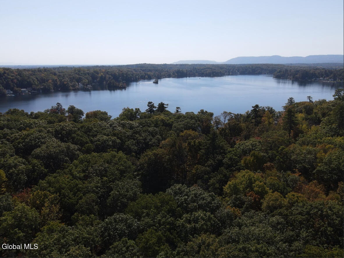 L3 Glen Lake Road