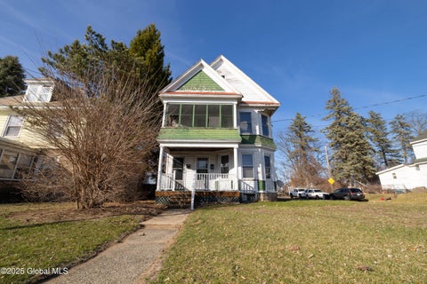 Photo for 2751 Campbell Avenue