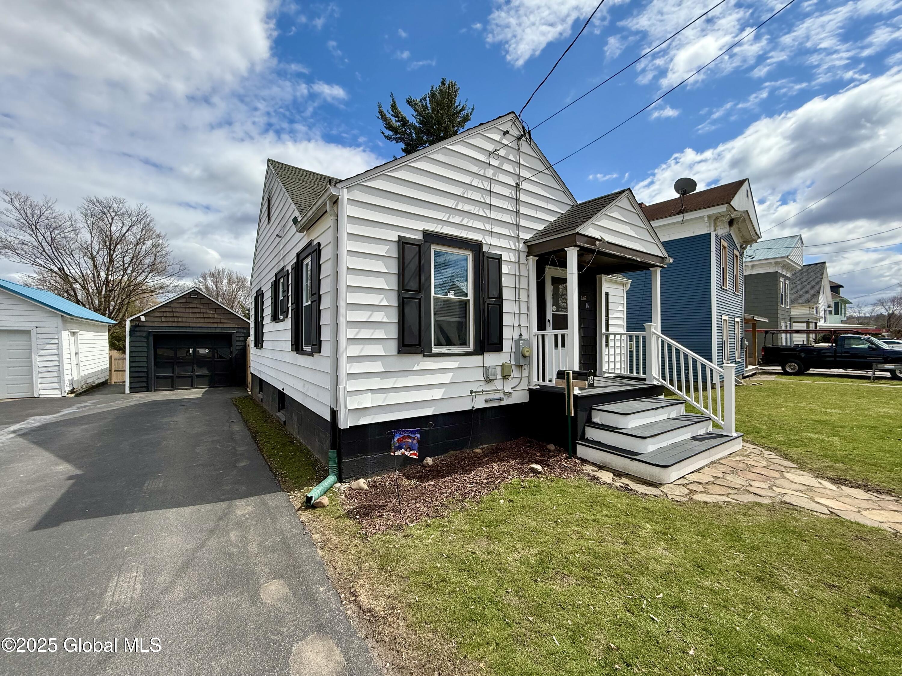 16 High Street, Fort Plain, New York image 3
