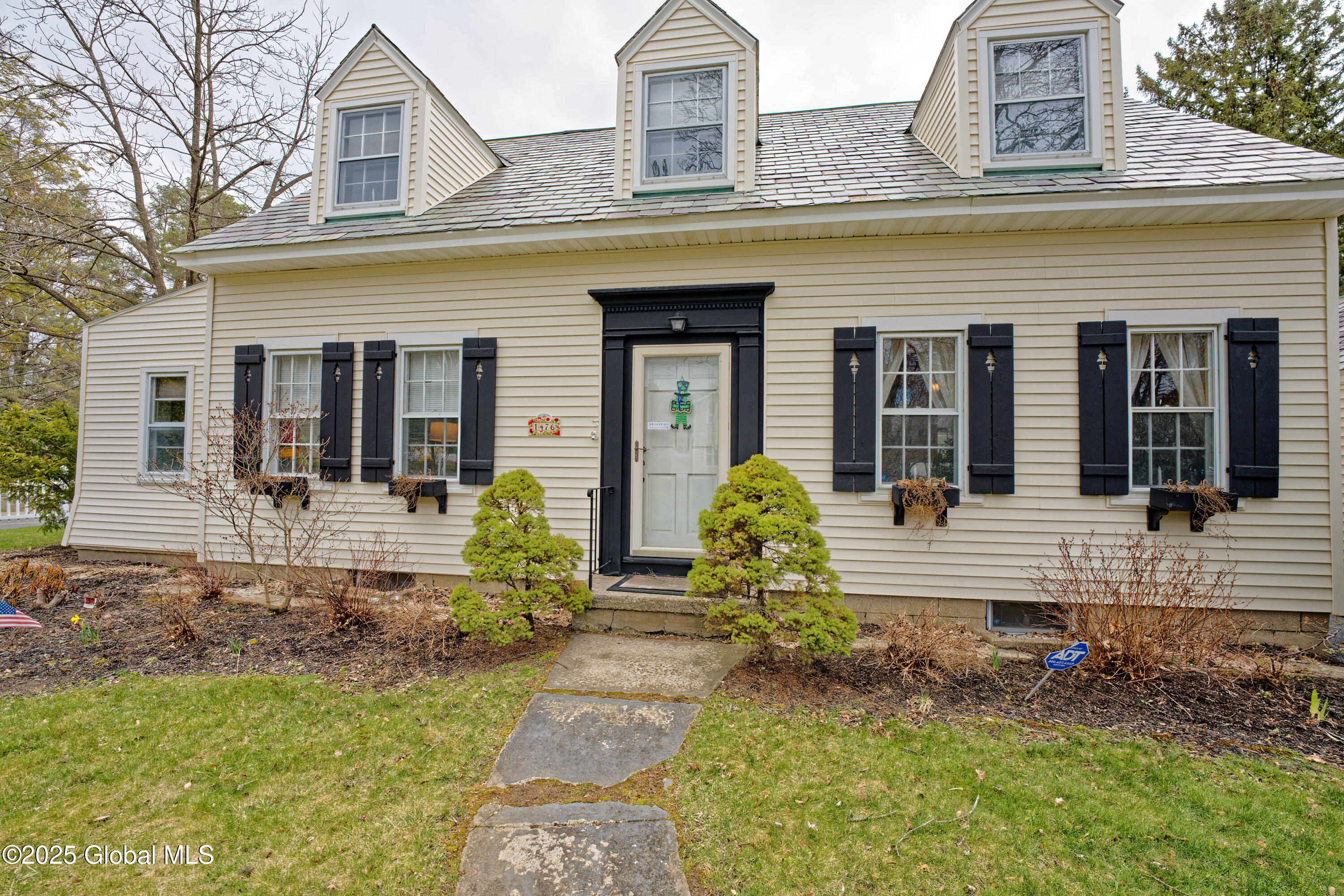 1476 Baker Avenue, Schenectady, New York image 4