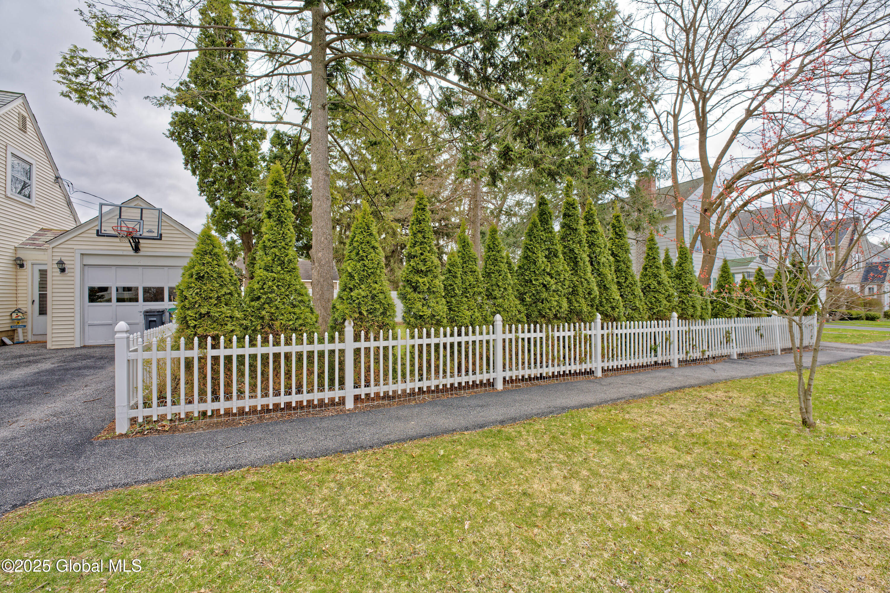 1476 Baker Avenue, Schenectady, New York image 40